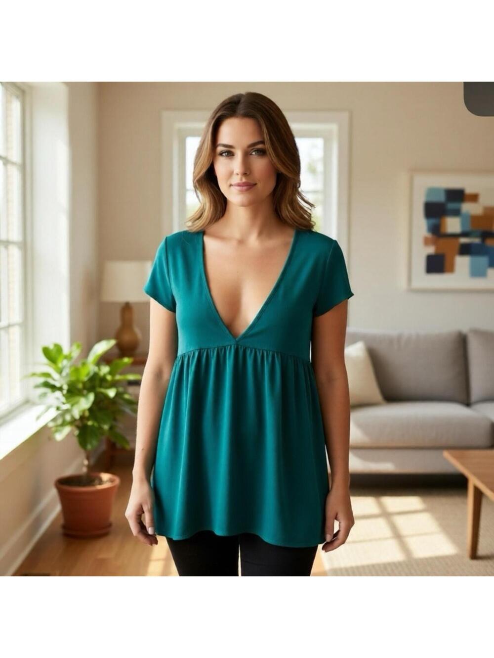 Lucy Teal Short Sleeve V-Neck Tunic Top Size 8